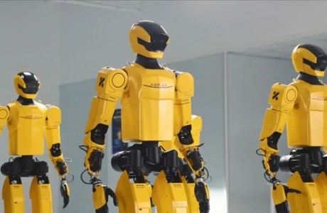 先于特斯拉，千臺訂單在手！又一國產人形機器人開啟規模量產